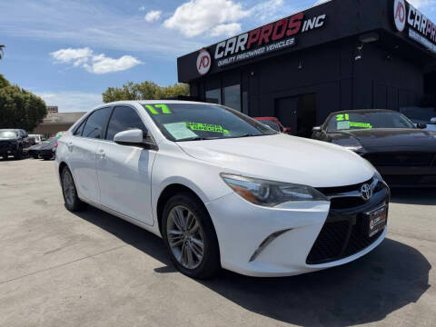 2017 Toyota Camry SE FWD photo