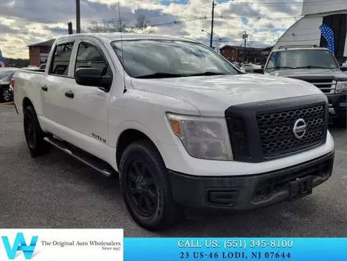 2017 Nissan Titan S 4WD photo