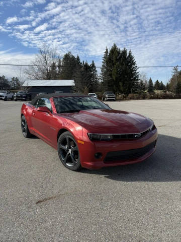 2015 Chevrolet Camaro LT RWD photo