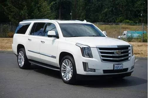 2017 Cadillac Escalade ESV Luxury RWD photo