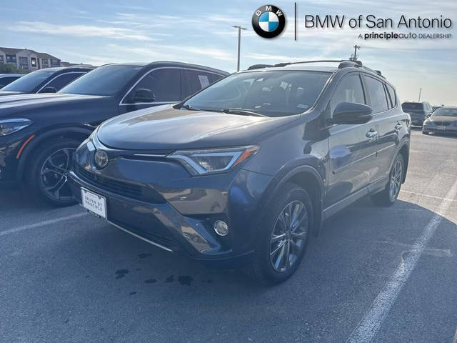 2017 Toyota RAV4 Limited FWD photo