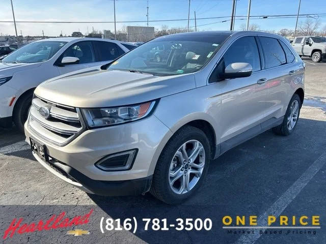 2017 Ford Edge Titanium FWD photo