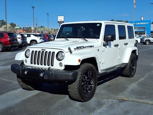 2017 Jeep Wrangler Unlimited Smoky Mountain 4WD photo