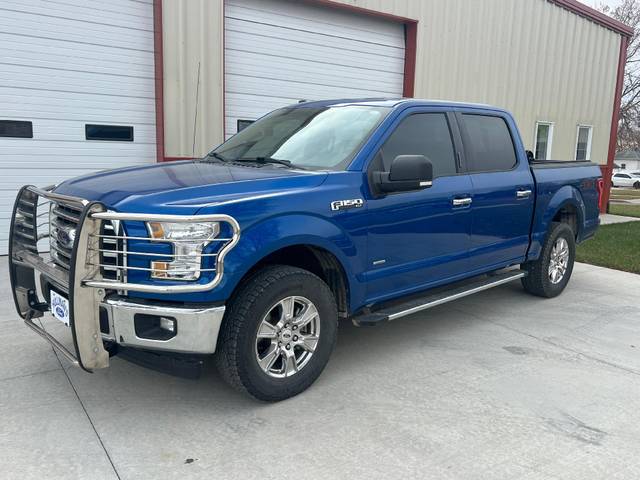 2017 Ford F-150 XLT 4WD photo