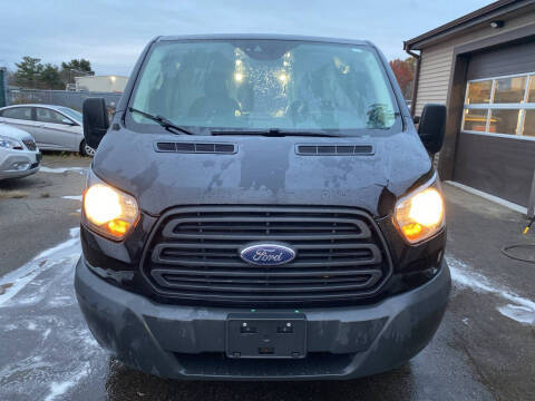 2017 Ford Transit Van RWD photo