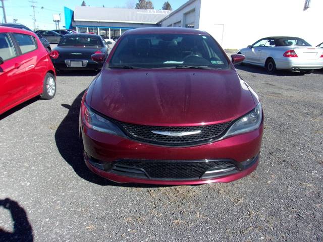 2015 Chrysler 200 S FWD photo