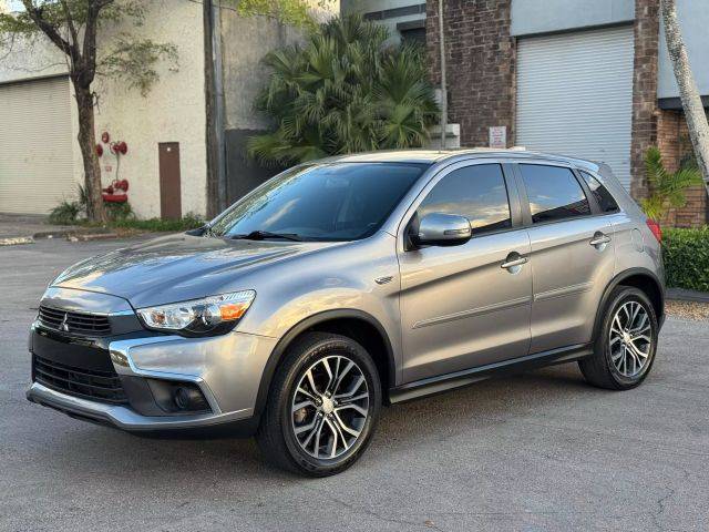 2017 Mitsubishi Outlander Sport ES 2.0 FWD photo
