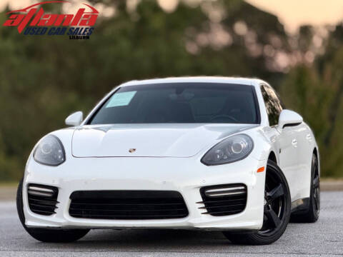2016 Porsche Panamera GTS AWD photo