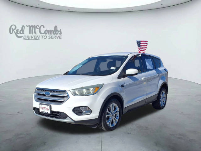 2017 Ford Escape SE FWD photo