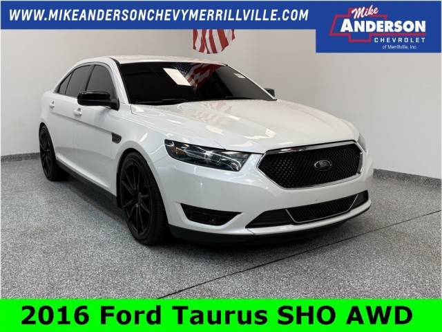2016 Ford Taurus SHO AWD photo