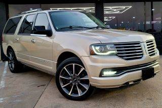 2017 Lincoln Navigator L Reserve 4WD photo