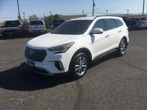 2017 Hyundai Santa Fe SE FWD photo