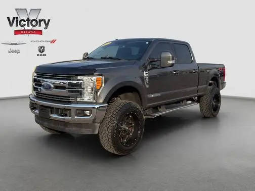2017 Ford F-250 Super Duty Lariat 4WD photo