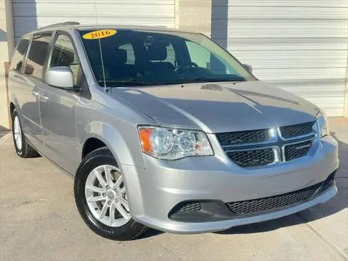 2016 Dodge Grand Caravan SXT FWD photo