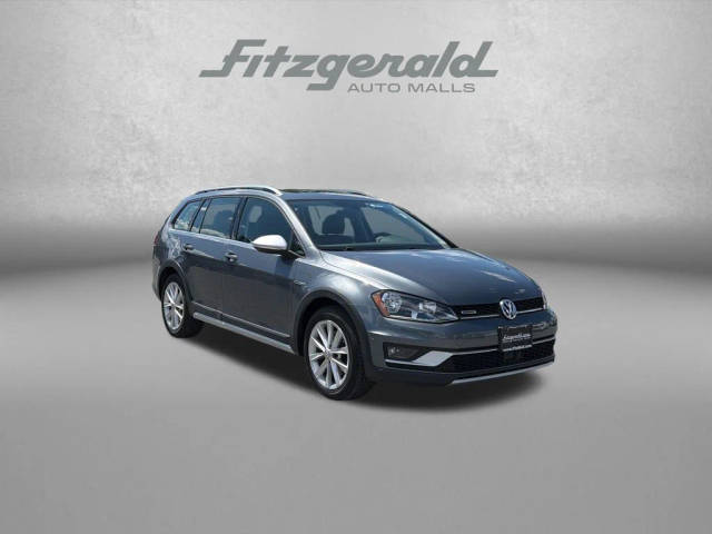 2017 Volkswagen Golf Alltrack SE AWD photo