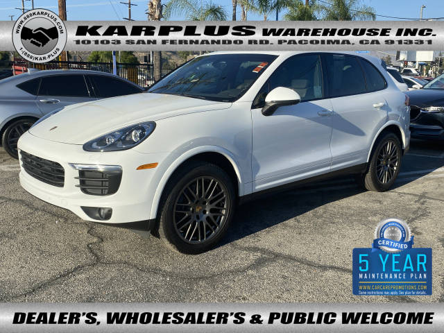 2017 Porsche Cayenne Platinum Edition AWD photo