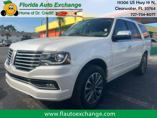 2017 Lincoln Navigator Select RWD photo