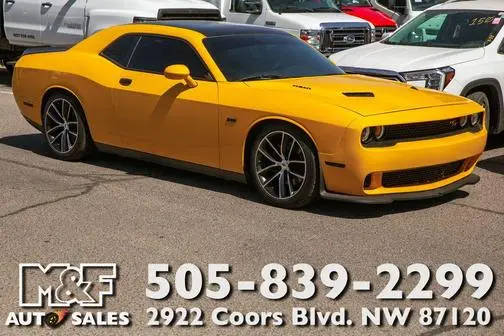 2017 Dodge Challenger R/T RWD photo