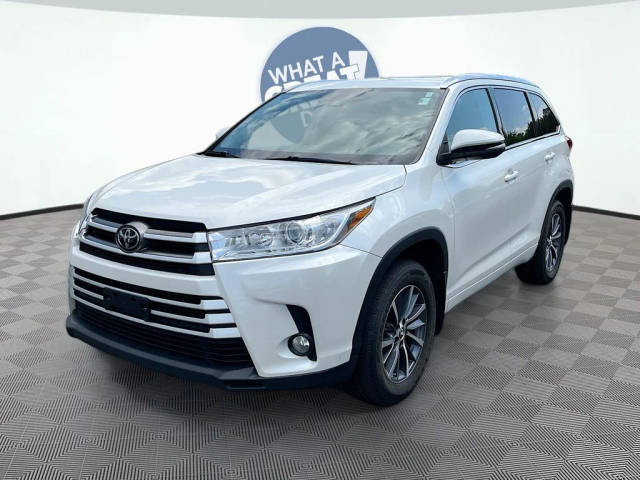 2017 Toyota Highlander XLE AWD photo