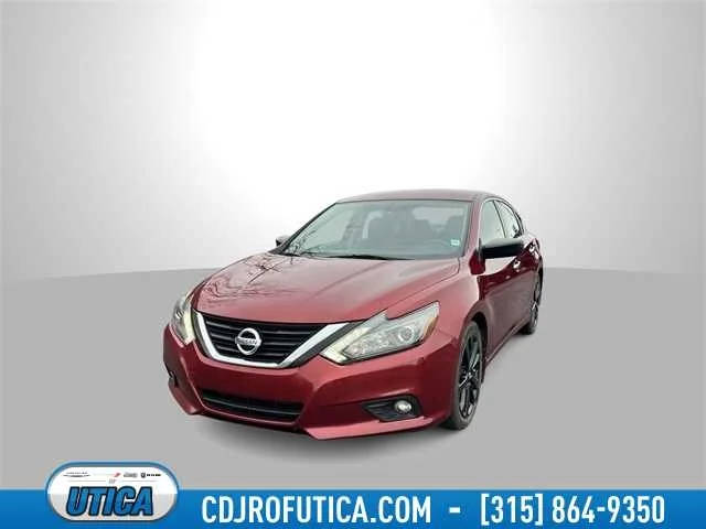 2017 Nissan Altima 2.5 SR FWD photo