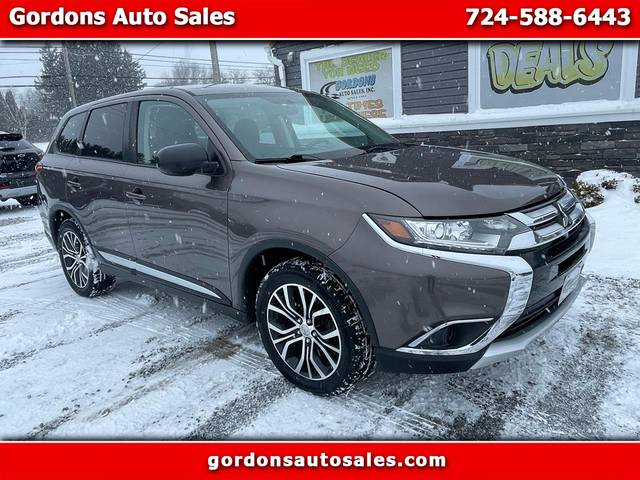 2017 Mitsubishi Outlander ES 4WD photo
