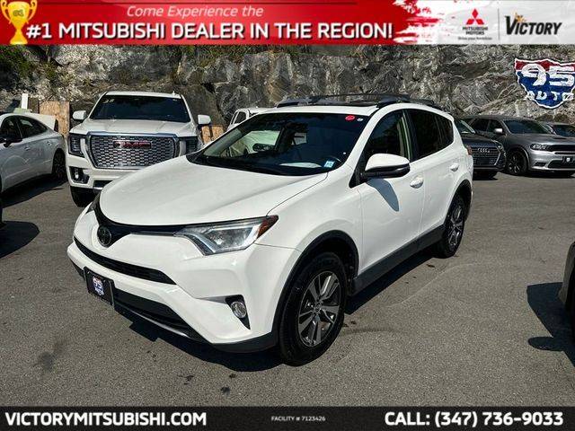 2017 Toyota RAV4 XLE AWD photo