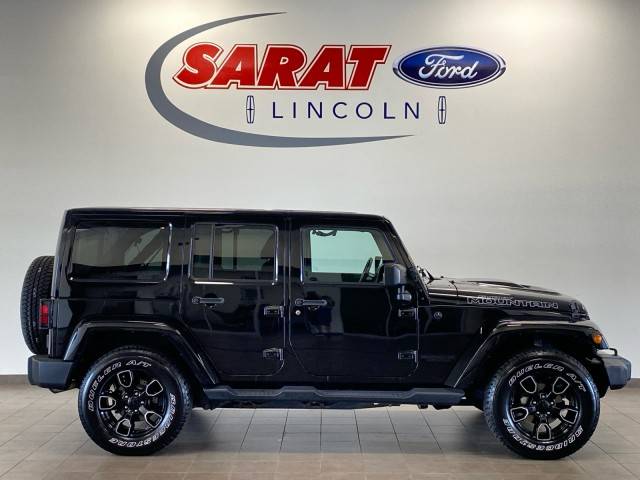 2017 Jeep Wrangler Unlimited Smoky Mountain 4WD photo