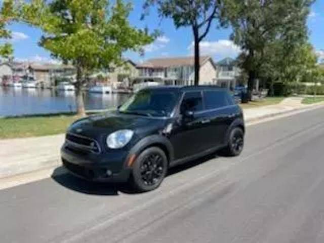 2015 MINI Countryman S FWD photo