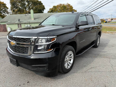 2015 Chevrolet Suburban LT RWD photo