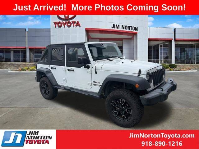 2017 Jeep Wrangler Unlimited Sport 4WD photo