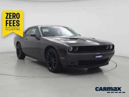 2016 Dodge Challenger SXT Plus RWD photo