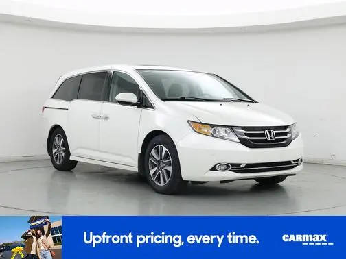 2017 Honda Odyssey Touring Elite FWD photo