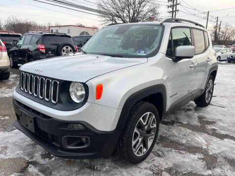 2017 Jeep Renegade Latitude 4WD photo