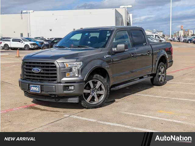 2017 Ford F-150 XLT 4WD photo