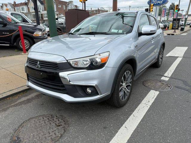 2017 Mitsubishi Outlander Sport SE 2.4 4WD photo