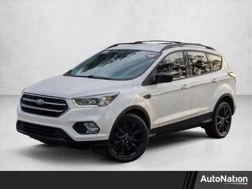 2017 Ford Escape SE FWD photo