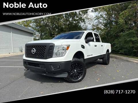 2017 Nissan Titan XD S 4WD photo