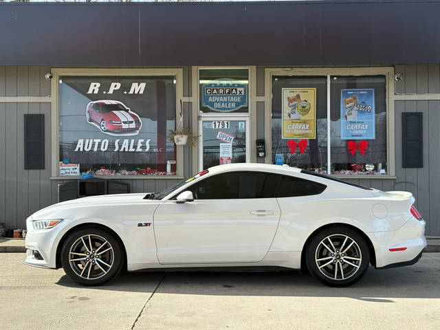 2017 Ford Mustang EcoBoost Premium RWD photo