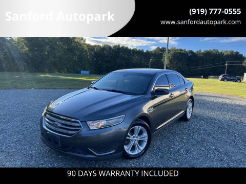 2017 Ford Taurus SE FWD photo