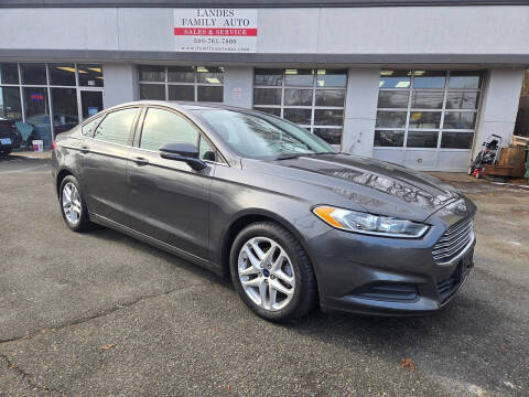 2016 Ford Fusion SE FWD photo