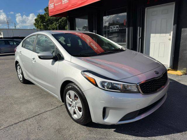 2017 Kia Forte LX FWD photo
