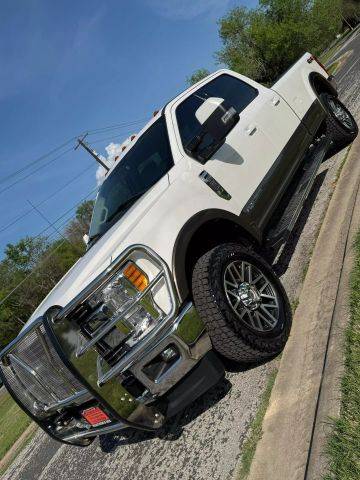 2017 Ford F-350 Super Duty Lariat 4WD photo
