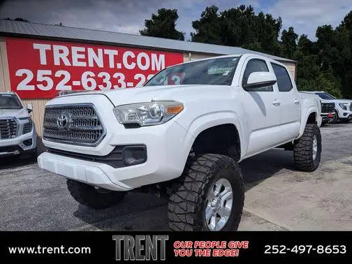 2017 Toyota Tacoma SR 4WD photo