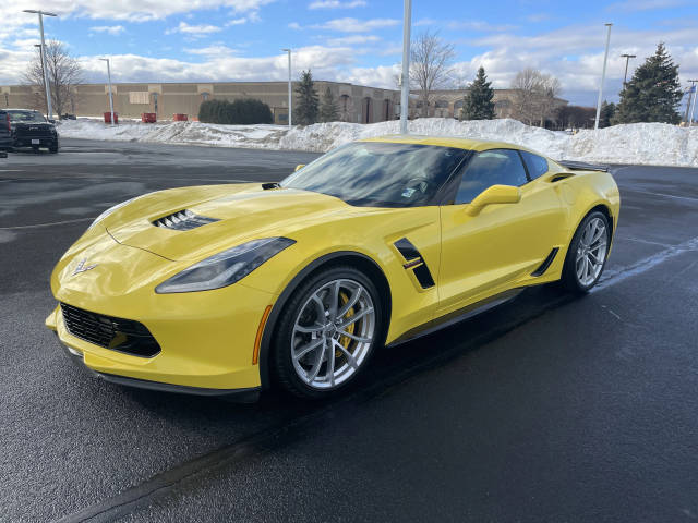 2017 Chevrolet Corvette Grand Sport 2LT RWD photo