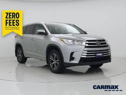 2017 Toyota Highlander LE AWD photo