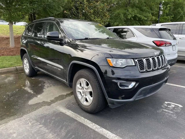 2017 Jeep Grand Cherokee Laredo 4WD photo