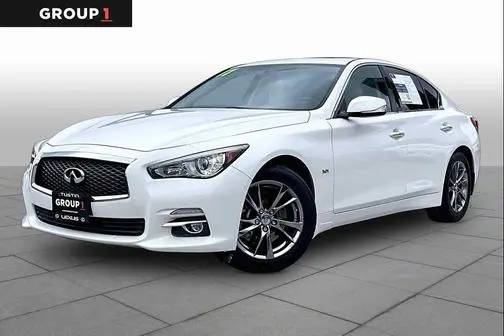 2017 Infiniti Q50 3.0t Signature Edition RWD photo