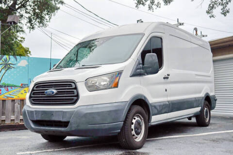 2017 Ford Transit Van  RWD photo