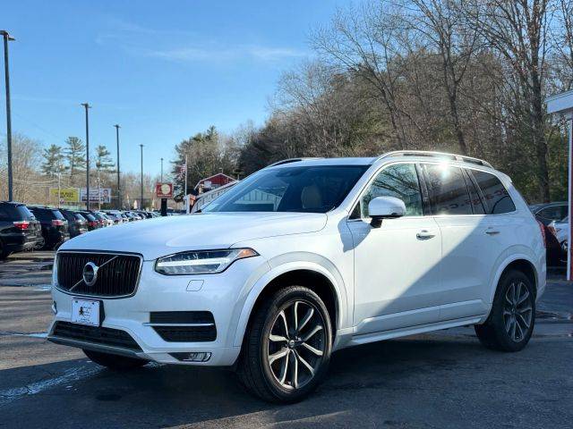 2017 Volvo XC90 Momentum FWD photo