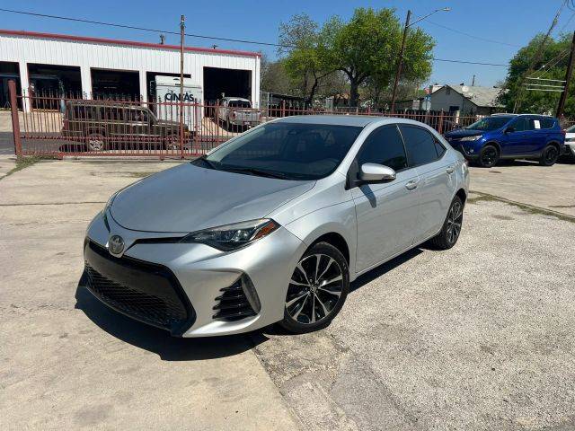 2017 Toyota Corolla SE FWD photo